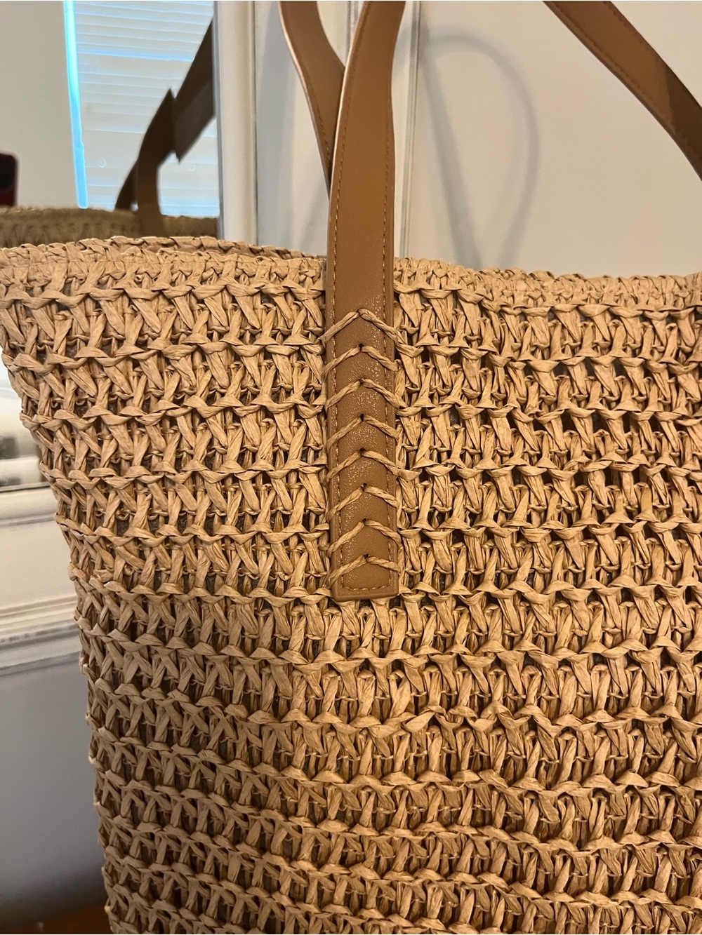 New Woven Straw Beach/Tote Bag with Handles - Picture 2 of 4